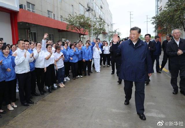 习近平考察柳州螺蛳粉生产集聚区：希望民营企业放心大胆发展